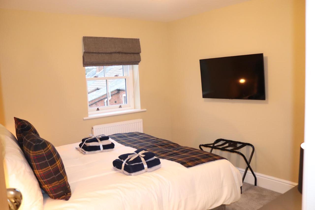 Canal View Cottage With Log Fire & Parking Blisworth Esterno foto